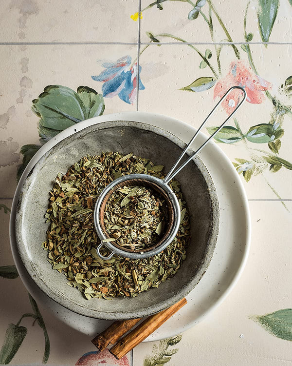digestive tea with senna leaf
